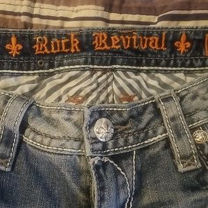Rock Revival size 29 capri